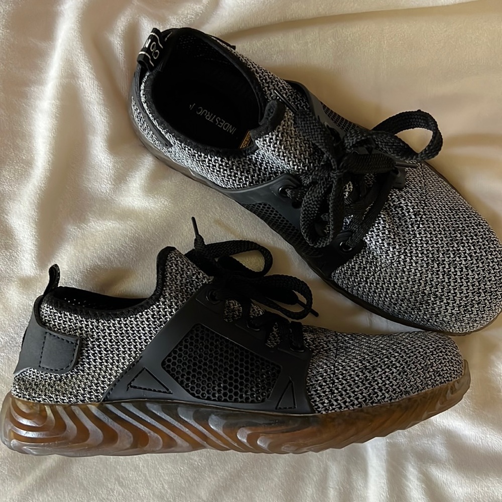 Indestructible steel toe shoes